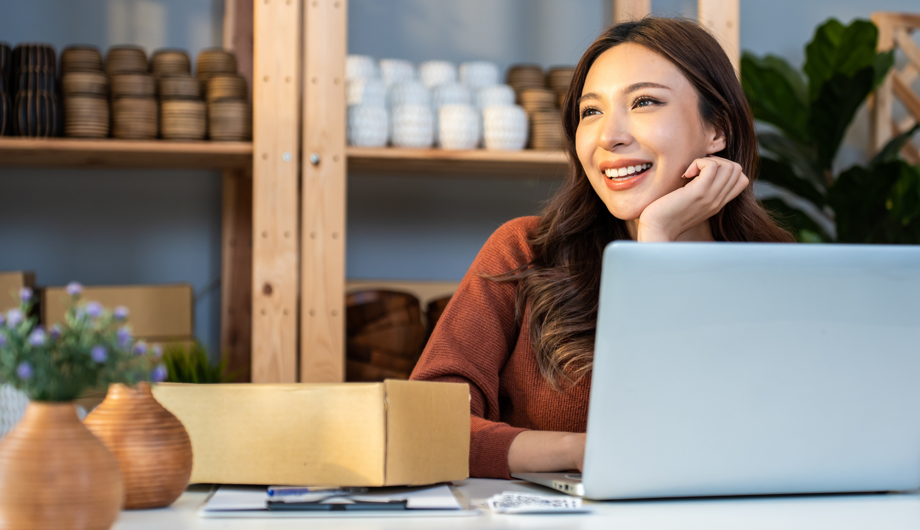 Business women on laptop